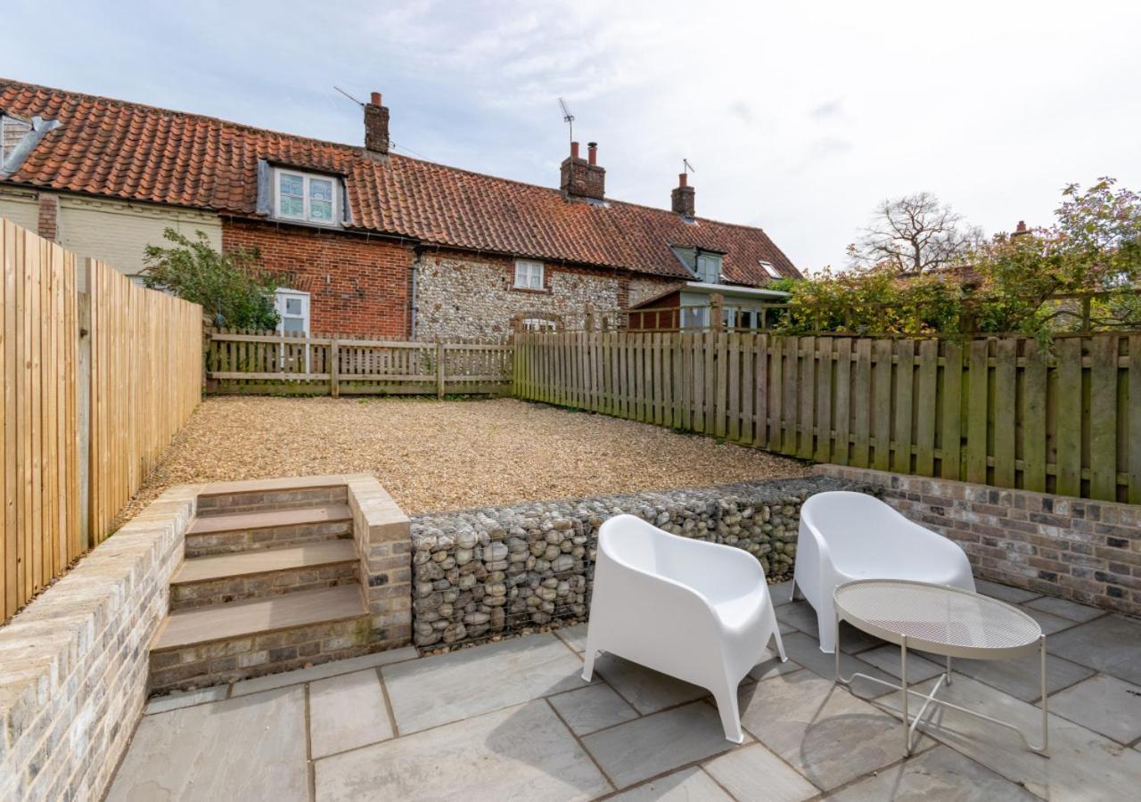Common View Villa Syderstone Bagian luar foto